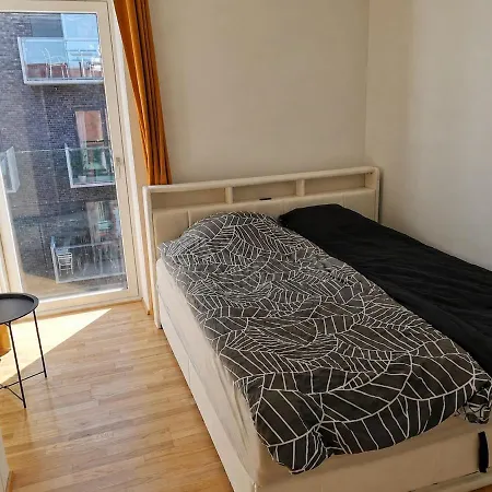 דירה Penthouse With 3 And 2 Balconies In C